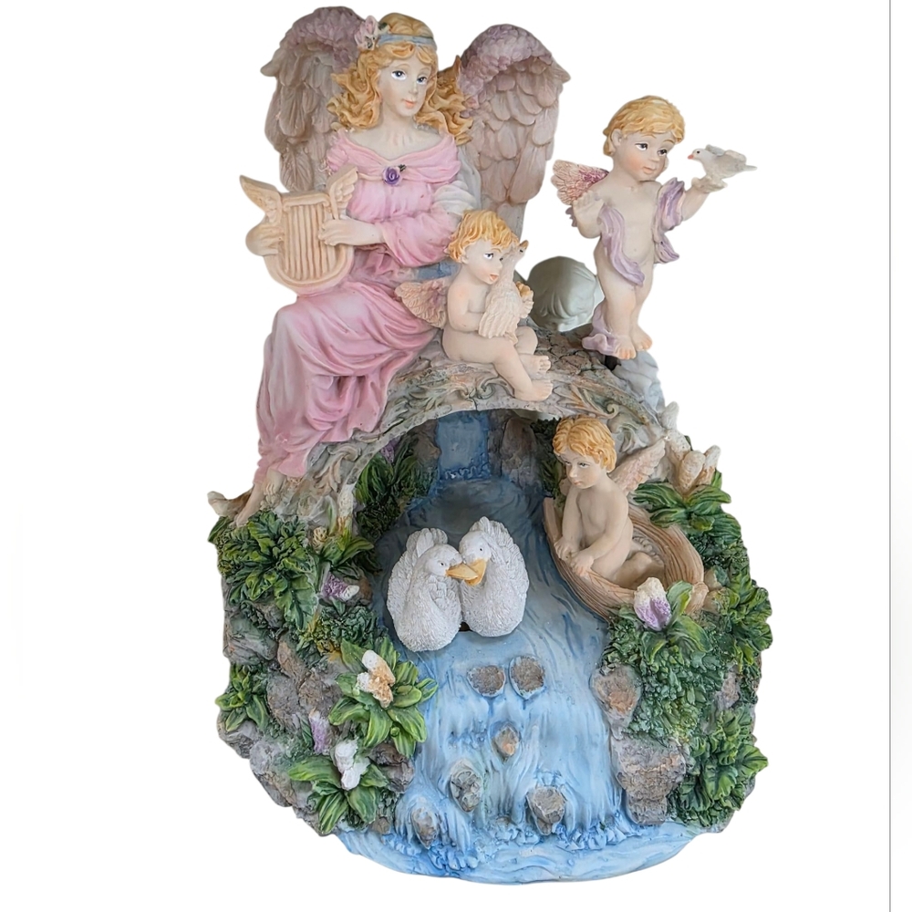 Vintage Classic Treasures Music Animated Angel & Cherubs Sculptureplays the Tu